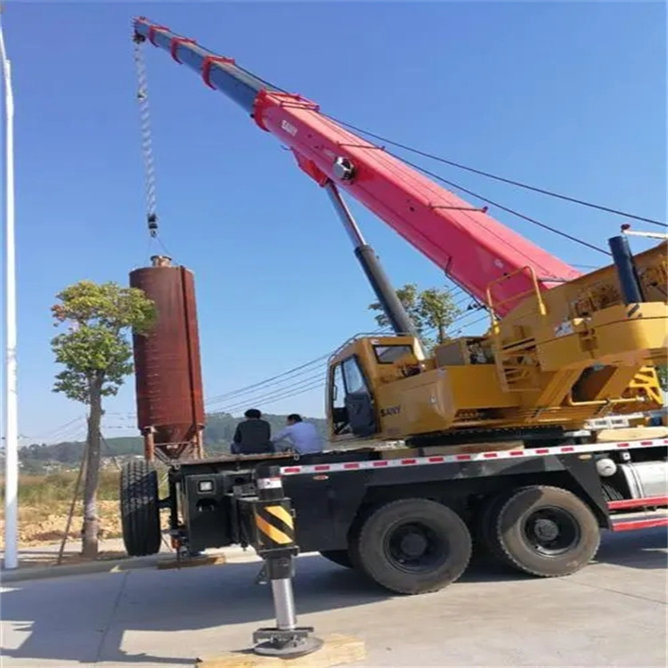 邕宁80吨吊车出租多少钱